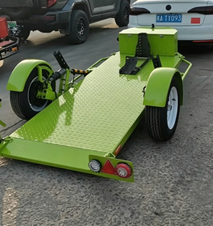 Model 100 Polspustna prikolica za motorna kolesa s hidravličnim dvigom